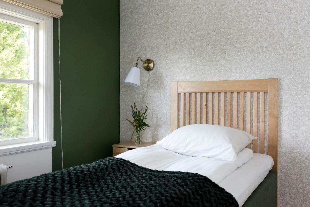 Hotel Kallgarden Jarpen Экстерьер фото
